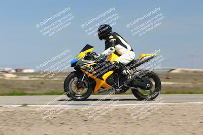 media/Mar-23-2025-TrackDaz (Sun) [[88a7749186]]/B Group/1220pm (Wheelie Bump)/